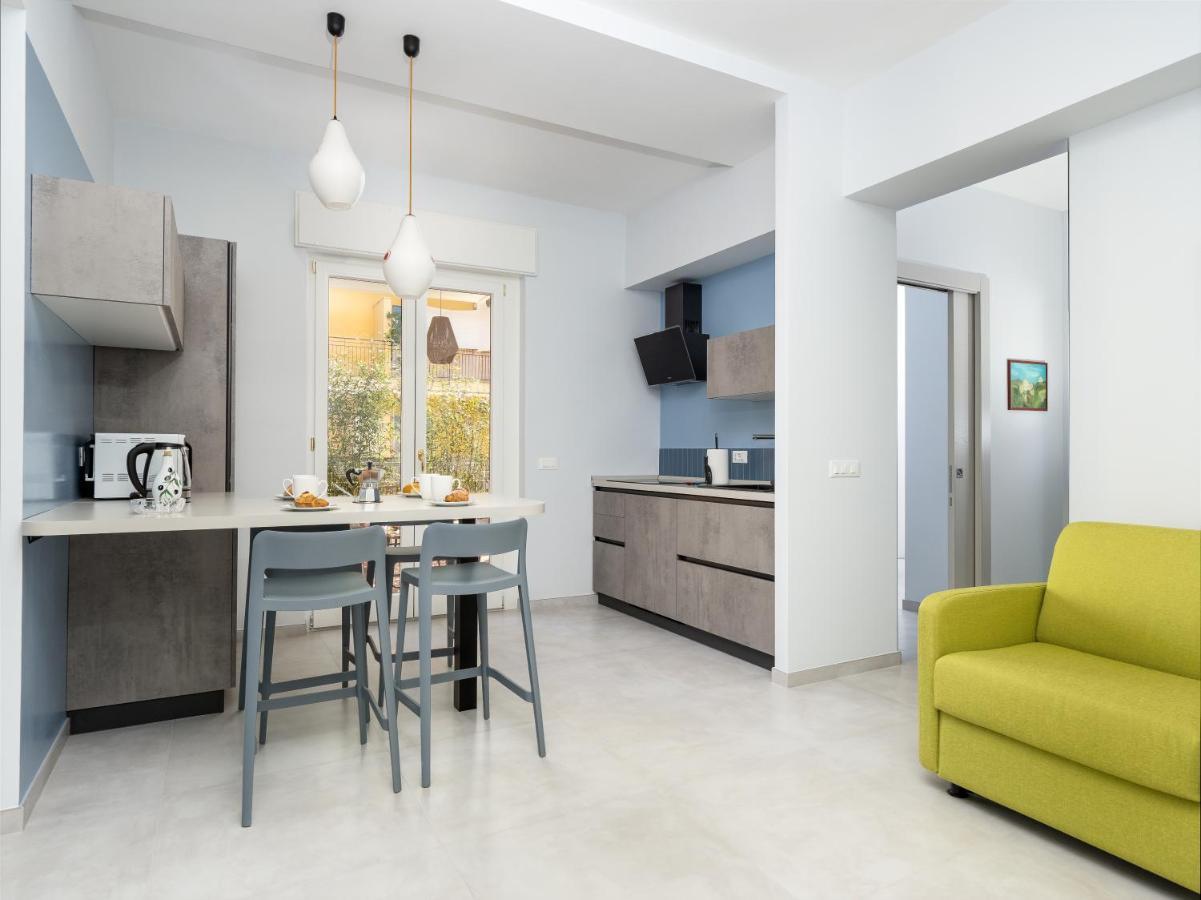 Surya House - Elegant Apartment In Sorrento Buitenkant foto