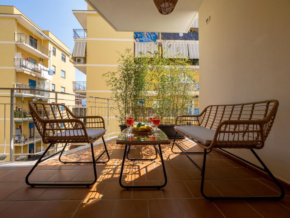 Surya House - Elegant Apartment In Sorrento Buitenkant foto