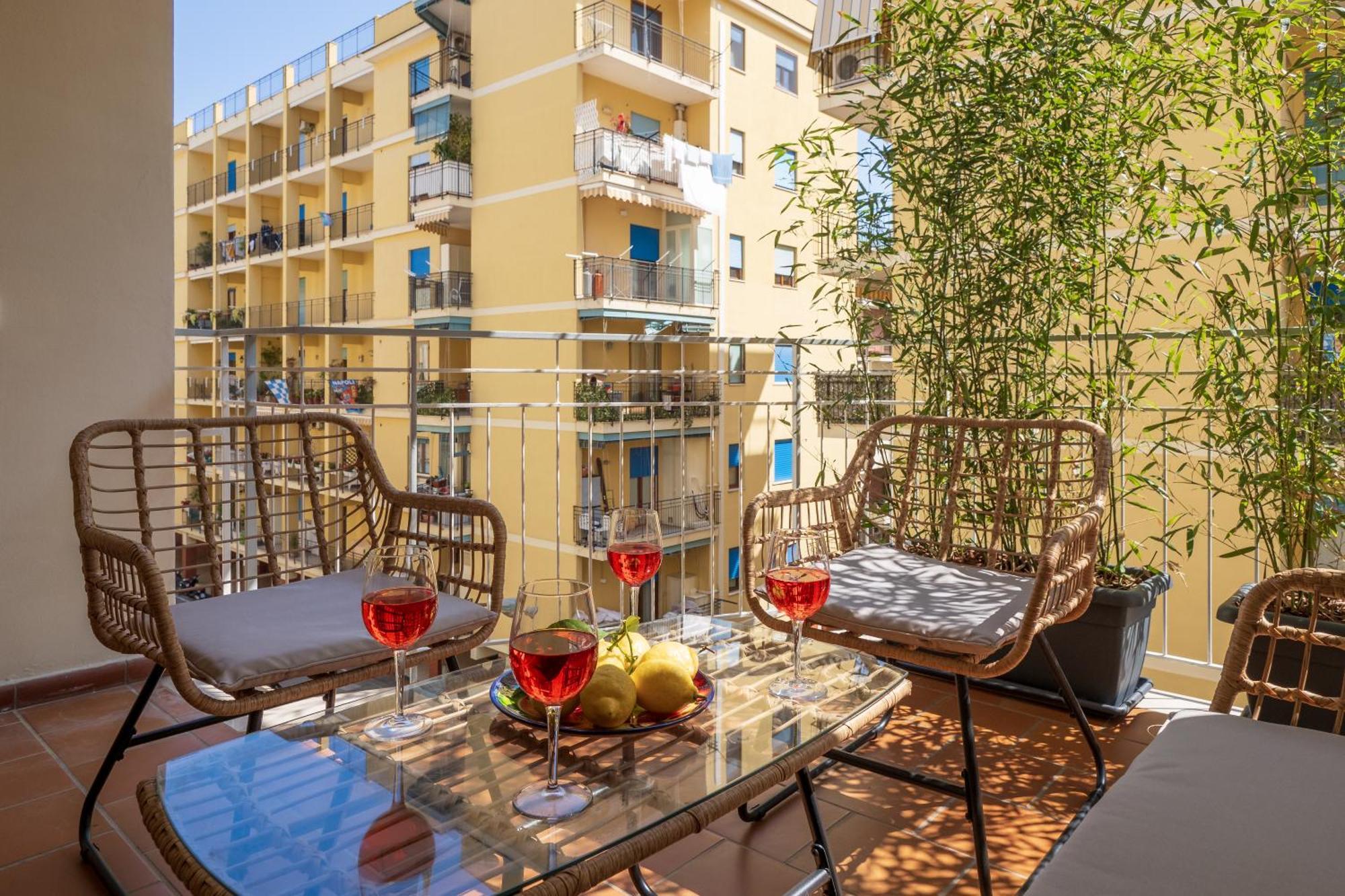 Surya House - Elegant Apartment In Sorrento Buitenkant foto