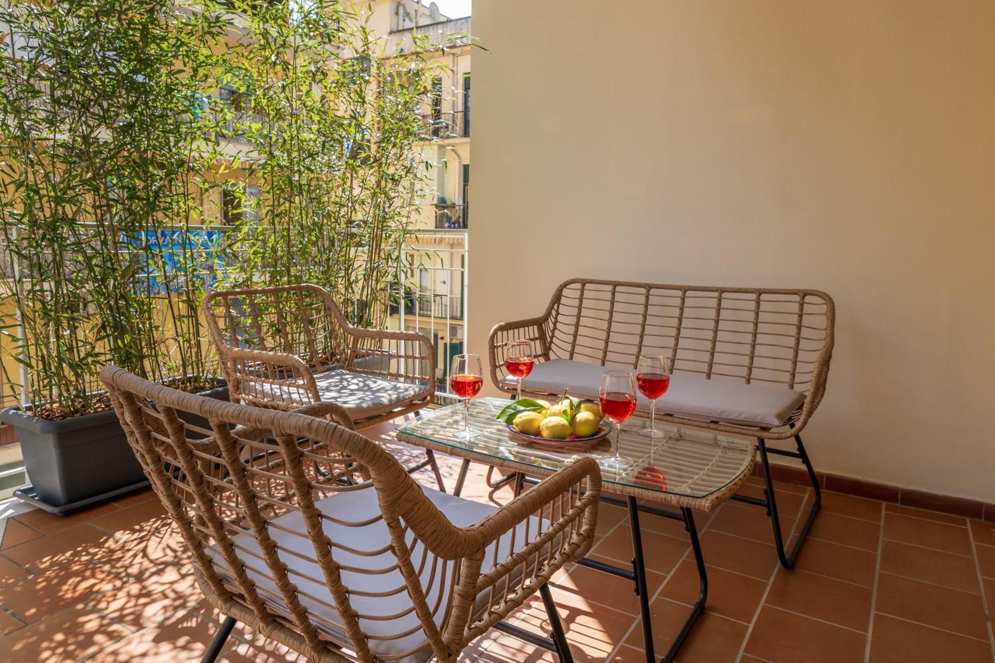 Surya House - Elegant Apartment In Sorrento Buitenkant foto